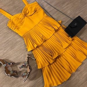 Ruffle tiered Gianni Bini dress